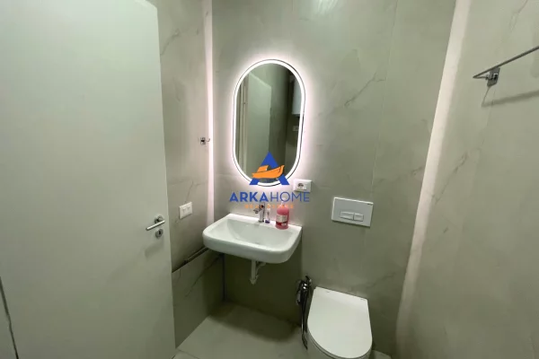 Shtepi me qera Apartament ne Tirane, 1+1, Mobilimi E mobiluar, Pagesa 450  Euro.