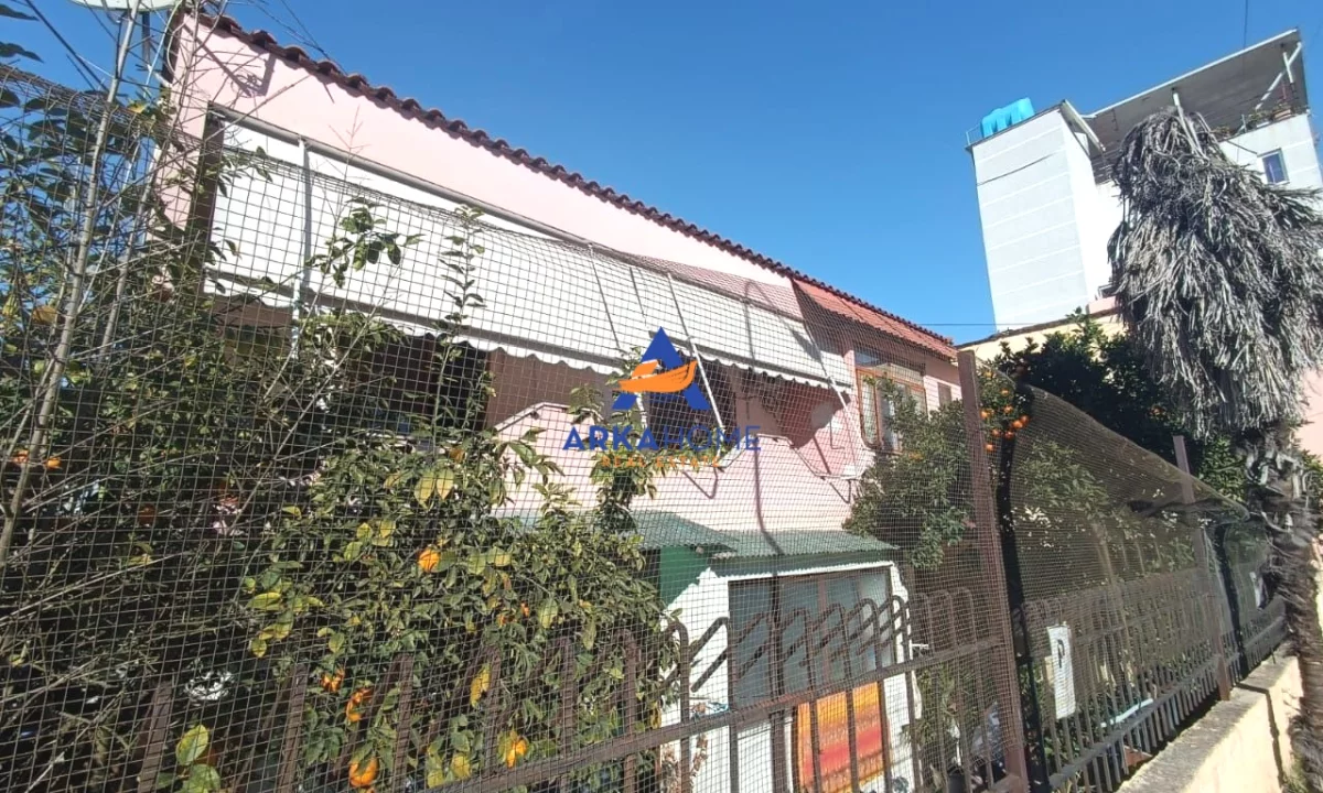 Shtepi me qera Apartament ne Tirane, 3+1, Mobilimi E mobiluar, Pagesa 837  Euro.