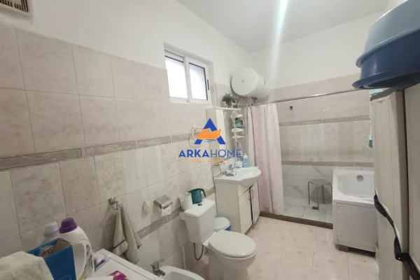 Shtepi me qera Apartament ne Tirane, 3+1, Mobilimi E mobiluar, Pagesa 837  Euro.