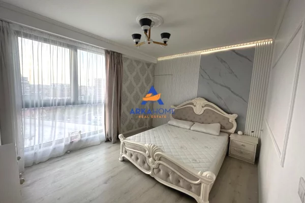 Shtepi ne shitje Apartament ne Tirane, 2+1, Mobilimi E mobiluar, Pagesa 175,000  Euro.