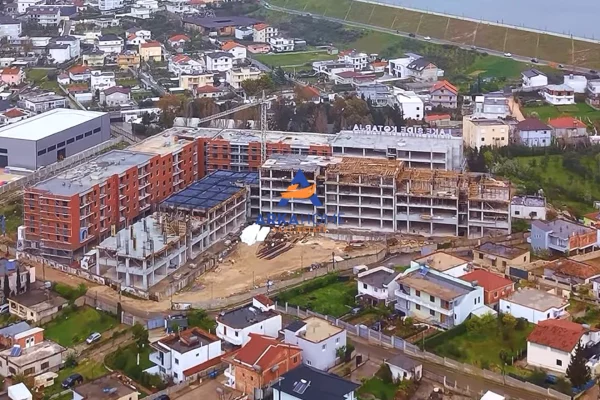 Shtepi ne shitje 1+1 ne Tirane - 11 Euro