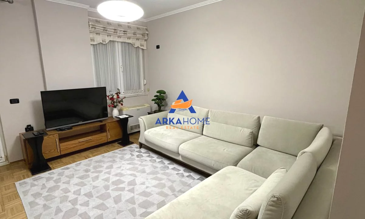 Shtepi me qera Apartament ne Tirane, 2+1, Mobilimi E mobiluar, Pagesa 950  Euro.