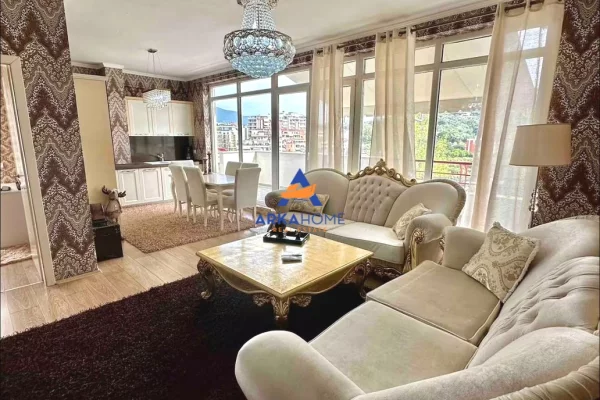 Shtepi me qera 2+1 ne Tirane - 1,200 Euro