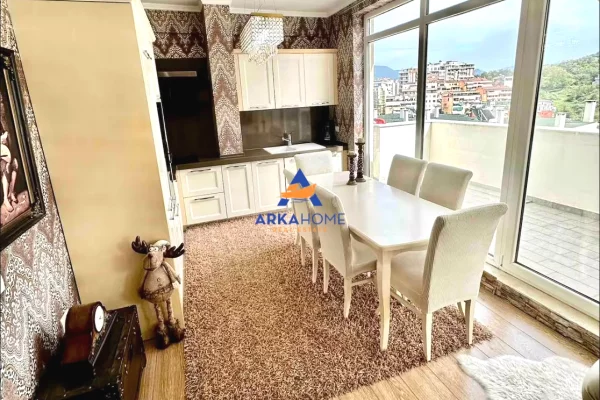 Shtepi me qera Duplex(shtepi me 2 kate) ne Tirane, 2+1, Mobilimi E mobiluar, Pagesa 1,200  Euro.