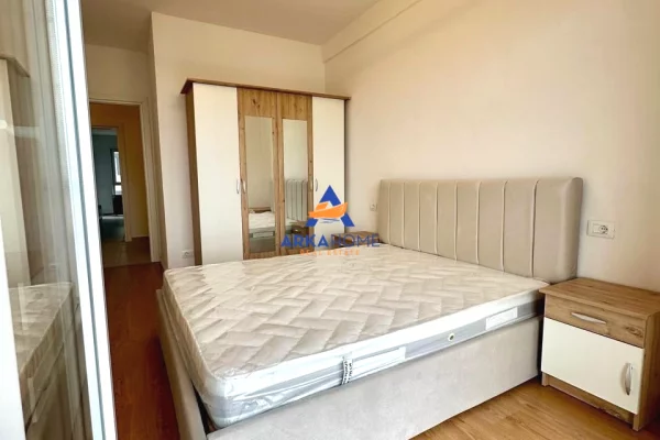 Shtepi me qera Apartament ne Tirane, 2+1, Mobilimi E mobiluar, Pagesa 500  Euro.