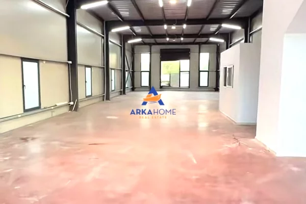 Ambient biznesi me qera 1+1 ne Tirane - 3,000 Euro