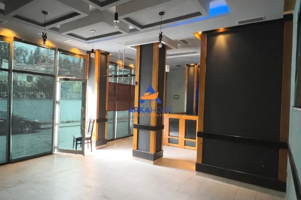 Ambient biznesi me qera 1+1 ne Tirane - 472 Euro