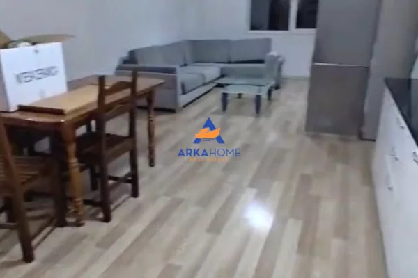 JEPET ME QERA APARTAMENT 2+1+BALLKON 