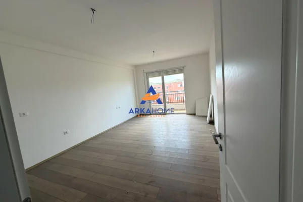 JEPET APARTAMENT ME QERA 2+1 "VILA L 2" 370 EURO