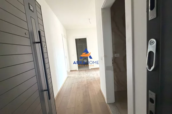 Shtepi me qera Apartament ne Tirane, 2+1, Mobilimi Bosh, pa mobiluar, Pagesa 370  Euro.