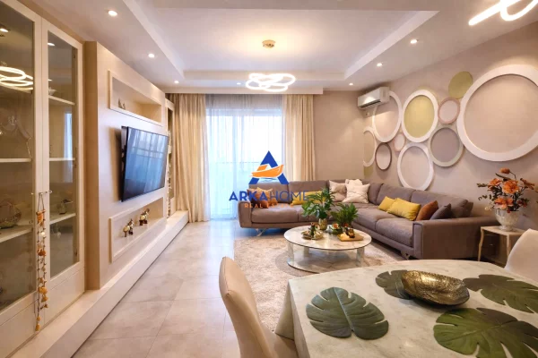 Shtepi ne shitje Apartament ne Tirane, 2+1, Mobilimi E mobiluar, Pagesa 609,600  Euro.