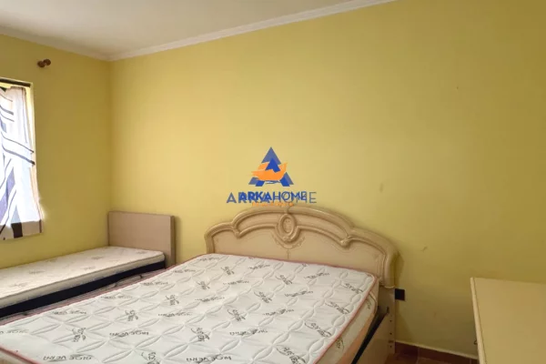 Shtepi me qera Apartament ne Tirane, 1+1, Mobilimi E mobiluar, Pagesa 500  Euro.