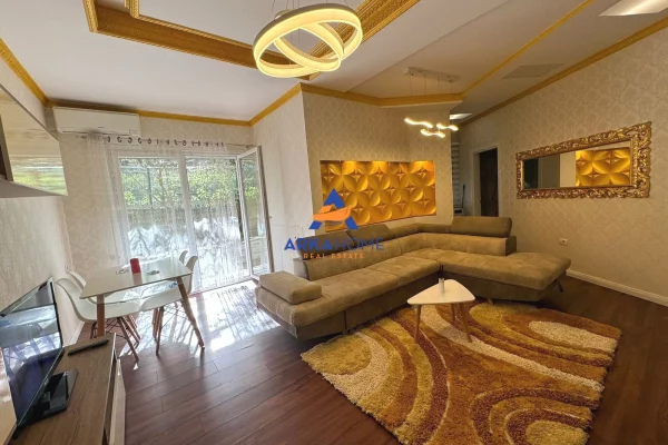 JEPET APARTANENT ME QERA 2+1+VERANDE "LIQENI I THATE" 750 EURO