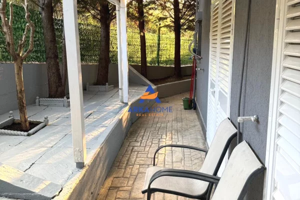 Shtepi me qera Apartament ne Tirane, 2+1, Mobilimi E mobiluar, Pagesa 750  Euro.