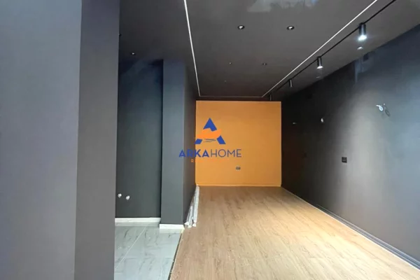 Ambient biznesi me qera 1+1 ne Tirane - 524 Euro