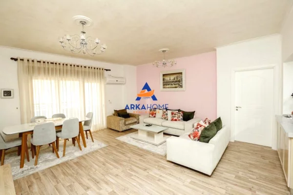 Shtepi me qera Apartament ne Tirane, 3+1, Mobilimi E mobiluar, Pagesa 1,200  Euro.