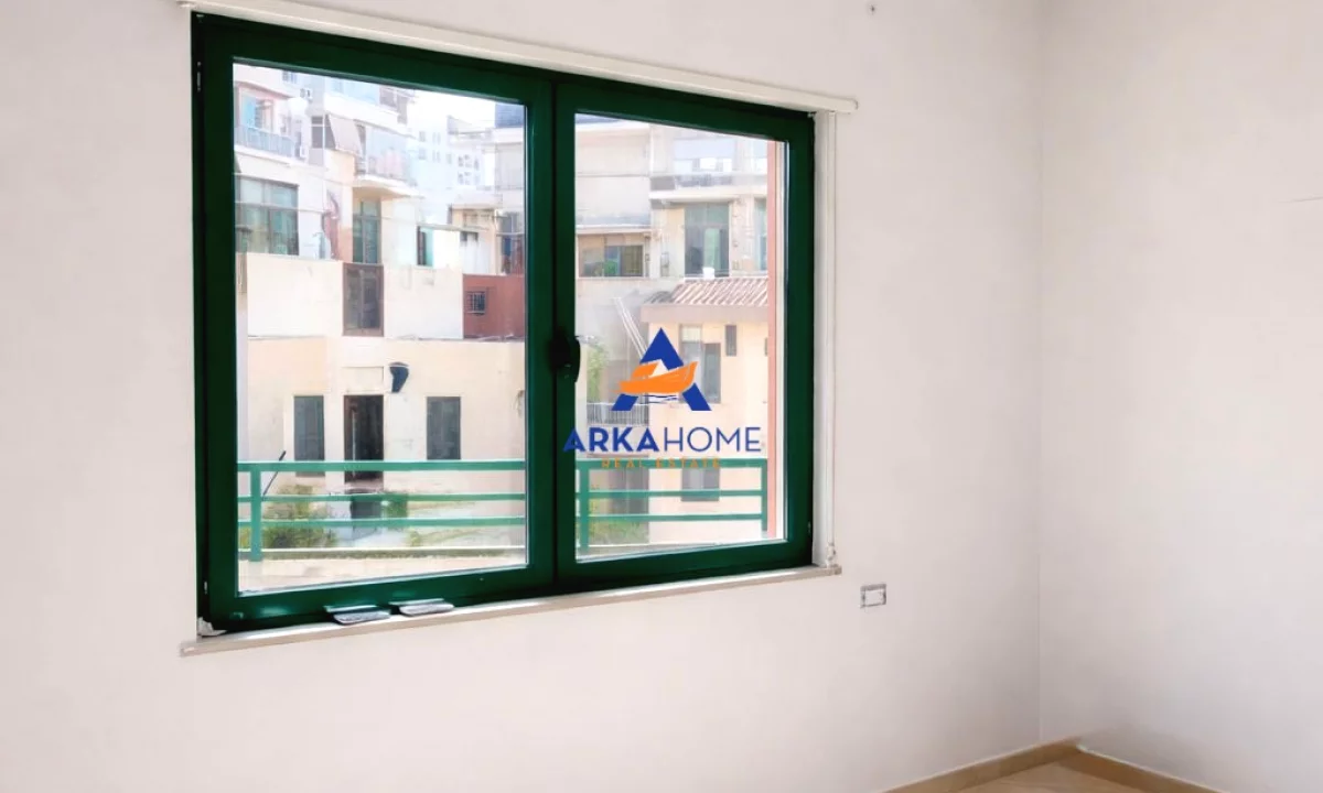 Apartment for sale in Tirana 2+1, Emty