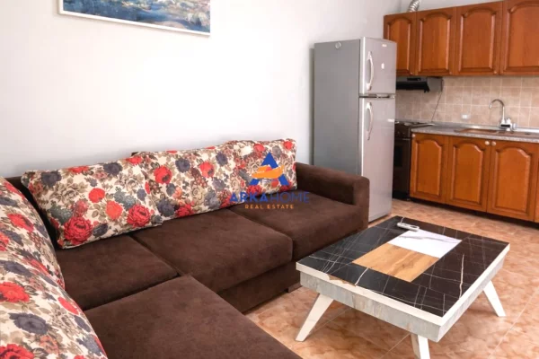 Shtepi me qera 1+1 ne Tirane - 500 Euro