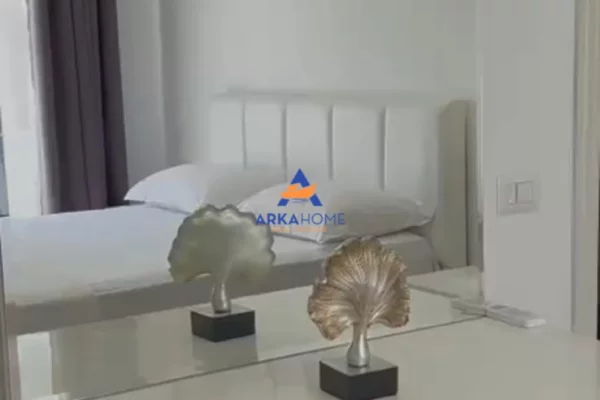 Shtepi me qera Apartament ne Tirane, 2+1, Mobilimi E mobiluar, Pagesa 682  Euro.