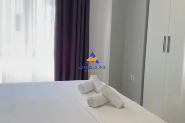 Shtepi me qera Apartament ne Tirane, 2+1, Mobilimi E mobiluar, Pagesa 682  Euro.