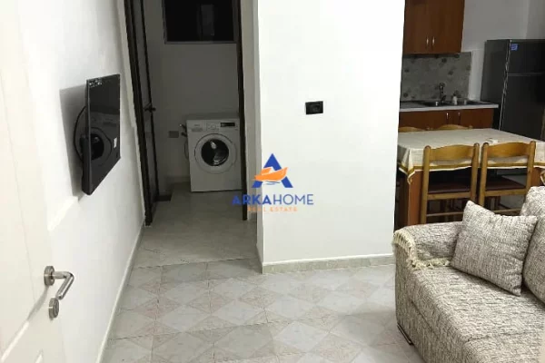 Shtepi me qera Garsoniere ne Tirane - 450 Euro