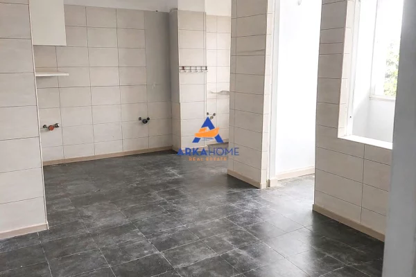 Shtepi ne shitje 1+1 ne Elbasan - 78,698 Euro