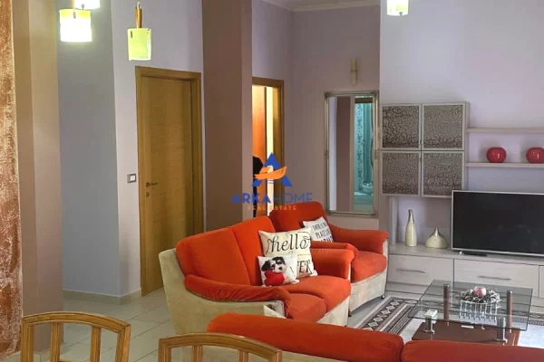 Shtepi me qera 3+1 ne Tirane - 891 Euro