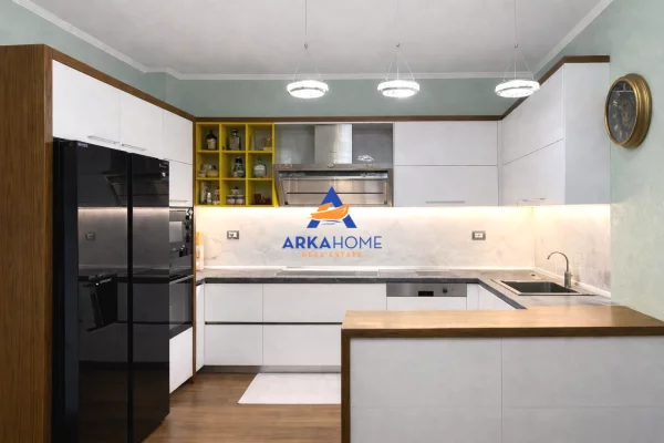 Shtepi me qera Apartament ne Tirane, 2+1, Mobilimi E mobiluar, Pagesa 743  Euro.