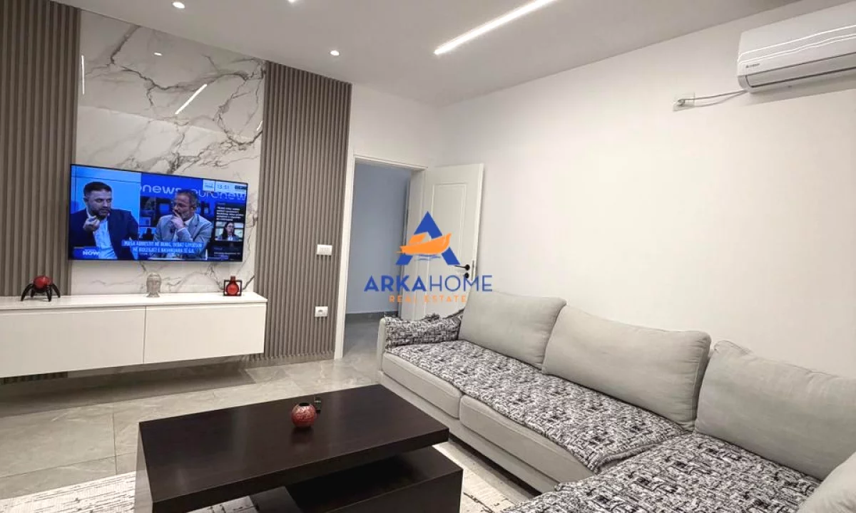 Shtepi me qera Apartament ne Tirane, 1+1, Mobilimi E mobiluar, Pagesa 472  Euro.