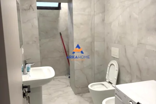 Shtepi me qera Apartament ne Tirane, 2+1, Mobilimi E mobiluar, Pagesa 850  Euro.