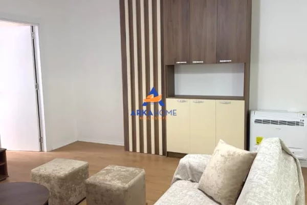 Shtepi me qera Apartament ne Tirane, 1+1, Mobilimi E mobiluar, Pagesa 600  Euro.