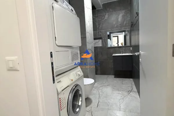 Shtepi me qera Apartament ne Tirane, 1+1, Mobilimi E mobiluar, Pagesa 600  Euro.