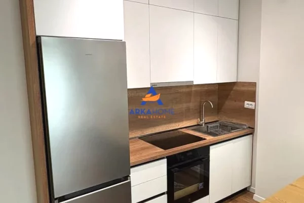 Shtepi me qera Apartament ne Tirane, 1+1, Mobilimi E mobiluar, Pagesa 598  Euro.