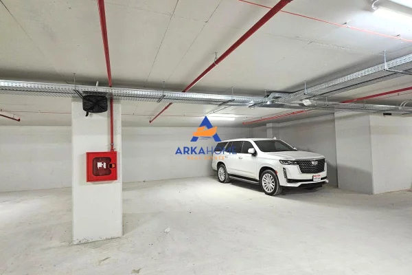 SHITET POST PARKIMI 12M2 "EKSPOSITA BUILDING" 5000000 LEKE