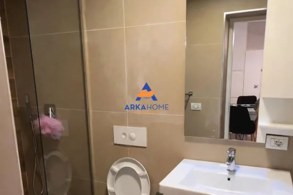 Shtepi me qera Apartament ne Tirane, 1+1, Mobilimi E mobiluar, Pagesa 550  Euro.