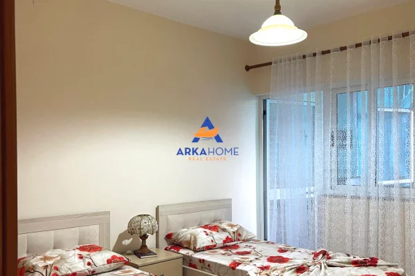 Shtepi me qera Apartament ne Tirane, 2+1, Mobilimi E mobiluar, Pagesa 629  Euro.