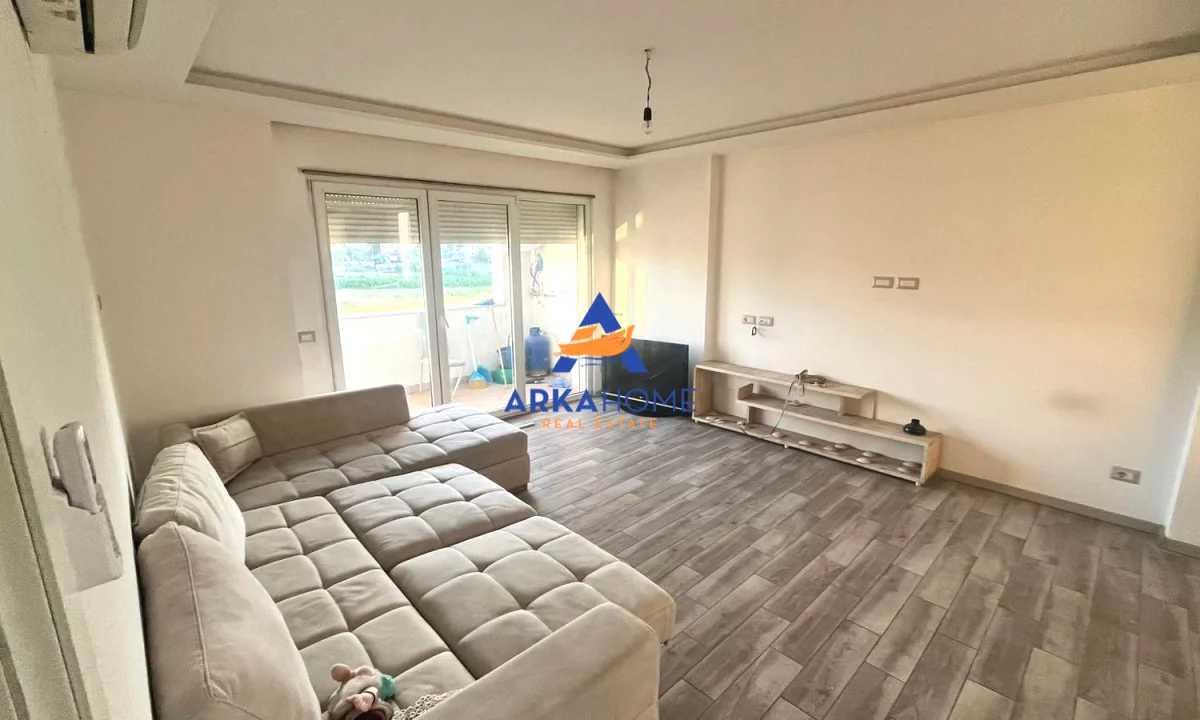 Shtepi me qera Apartament ne Tirane, 2+1, Mobilimi E mobiluar, Pagesa 524  Euro.