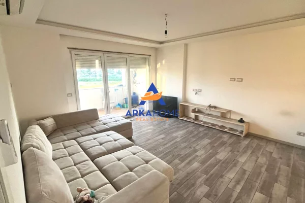 Shtepi me qera 2+1 ne Tirane - 524 Euro