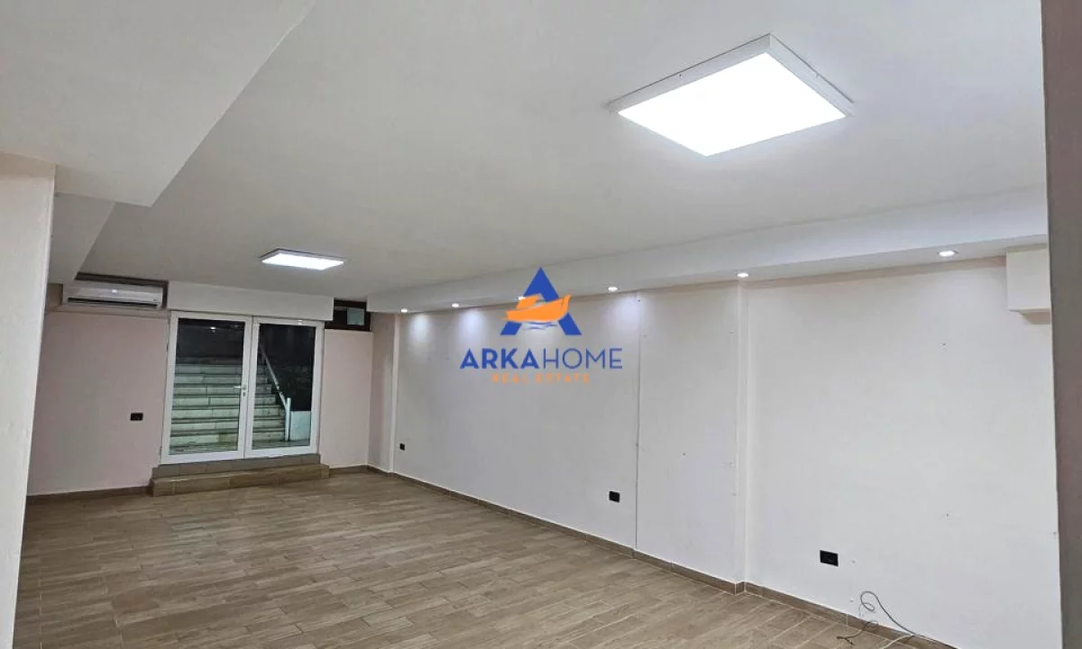 JEPET ME QERA DYQAN 60M2 "ISH EKSPOZITA, TIRANE" 60.000 LEKE