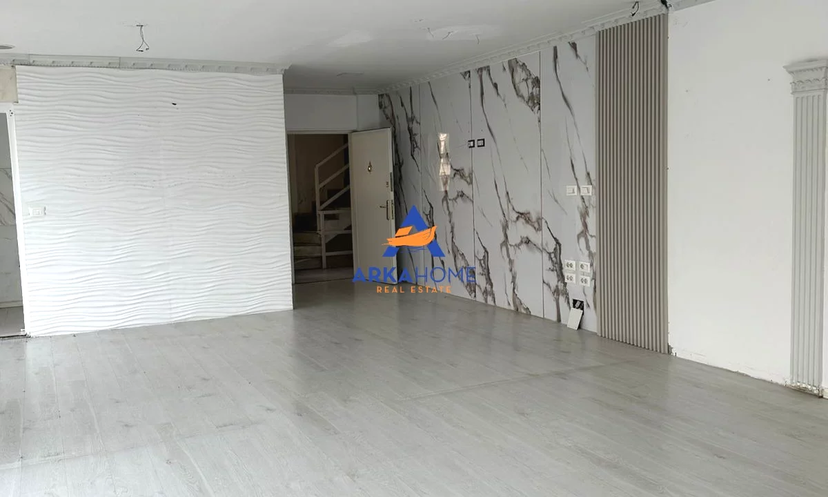 SHITET AMBIENT 71M2 " UNIVERSITETI I SPORTEVE , RRUGA MUHAMET GJONLLESHA" 25000000 LEKE