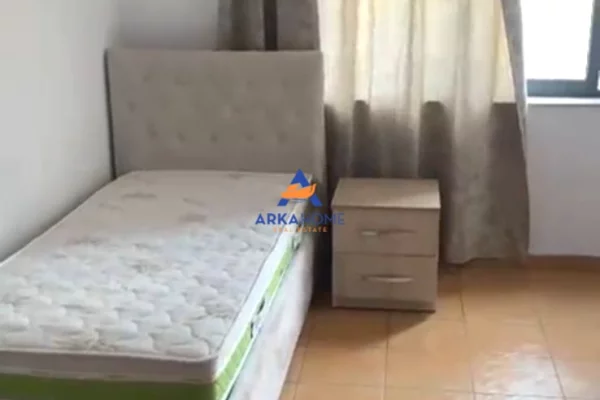 Shtepi me qera Apartament ne Tirane, 2+1, Mobilimi E mobiluar, Pagesa 629  Euro.