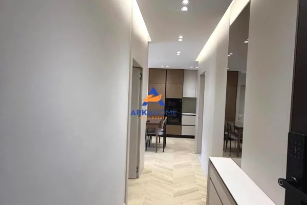 Shtepi me qera Apartament ne Tirane, 1+1, Mobilimi E mobiluar, Pagesa 1,000  Euro.