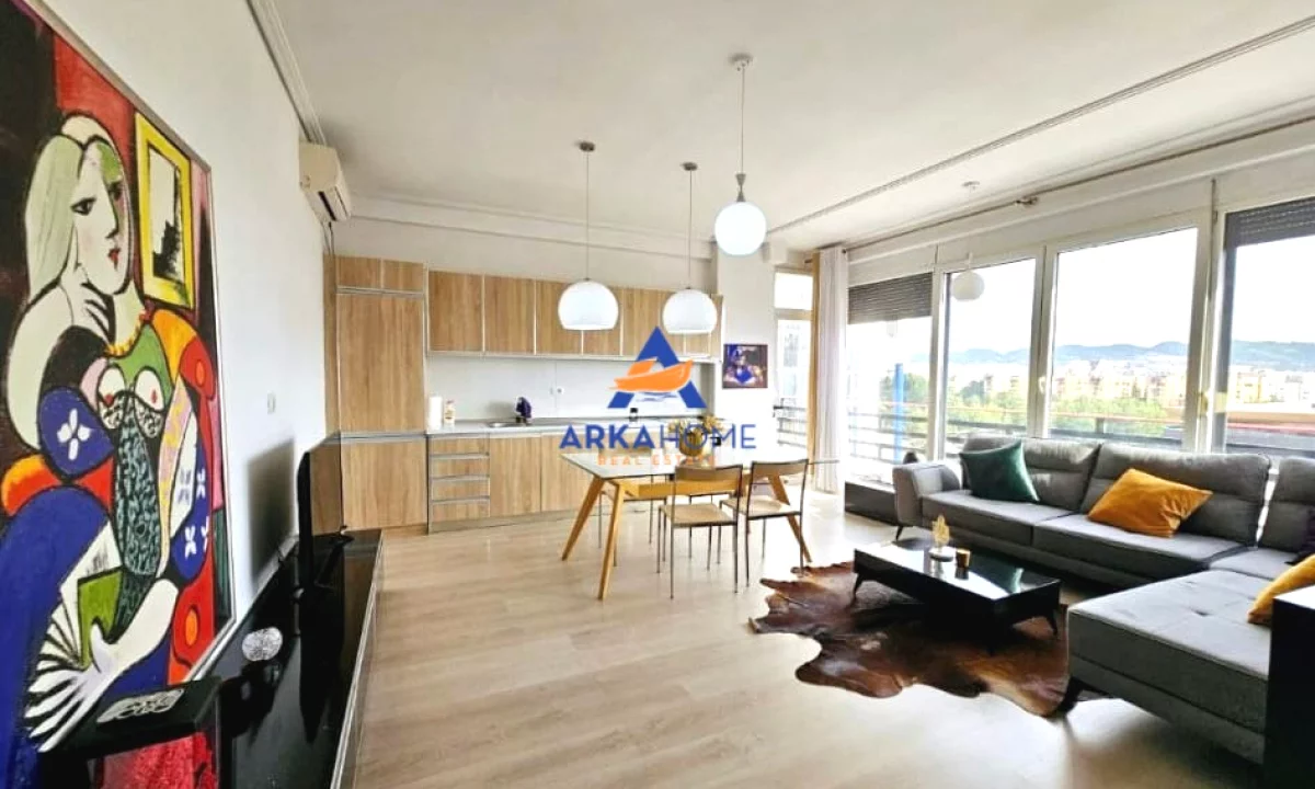 Shtepi ne shitje Apartament ne Tirane, 1+1, Mobilimi E mobiluar, Pagesa 150,000  Euro.