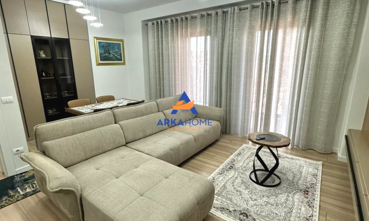 Shtepi me qera Apartament ne Tirane, 3+1, Mobilimi E mobiluar, Pagesa 1,950  Euro.