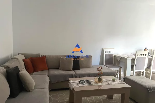 JEPET APARTAMENT ME QERA 1+1+BALLKON " 21 DHJETORI " 55000 LEKE