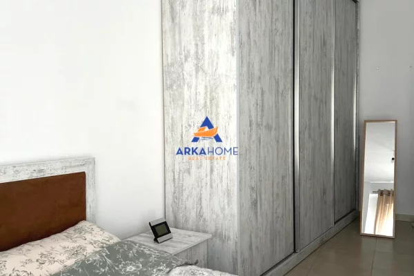 Shtepi me qera Apartament ne Tirane, 1+1, Mobilimi E mobiluar, Pagesa 577  Euro.