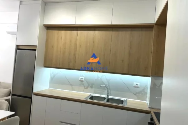 Shtepi me qera Apartament ne Tirane, 1+1, Mobilimi E mobiluar, Pagesa 441  Euro.