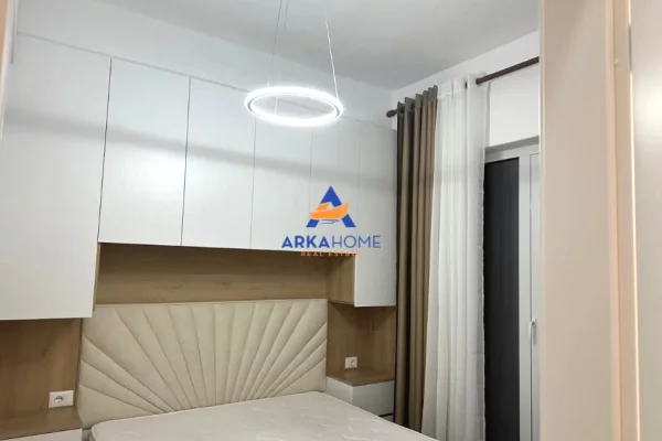 Shtepi me qera Apartament ne Tirane, 1+1, Mobilimi E mobiluar, Pagesa 441  Euro.