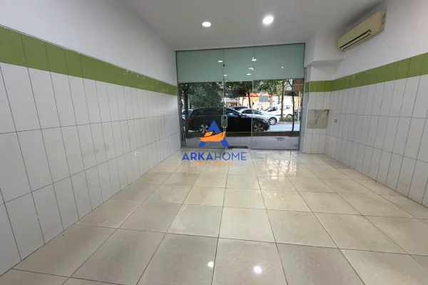 JEPET ME QERAAMBIENT BIZNESI 50 M2 