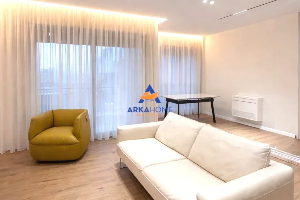 SHITET APARTAMENT 1+1+BALLKON " PAZAR I RI " 250.000 EURO